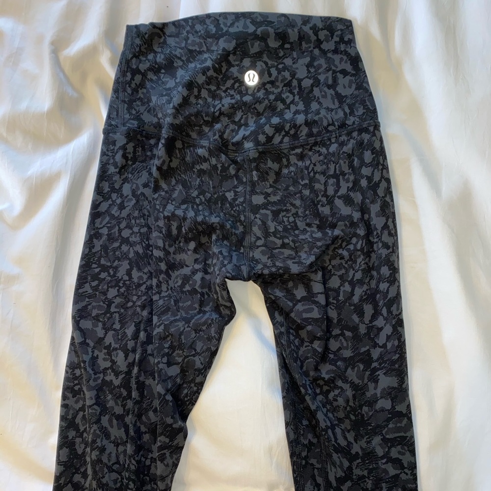 ISO TRADE Lululemon align 28” size 2 for size 4